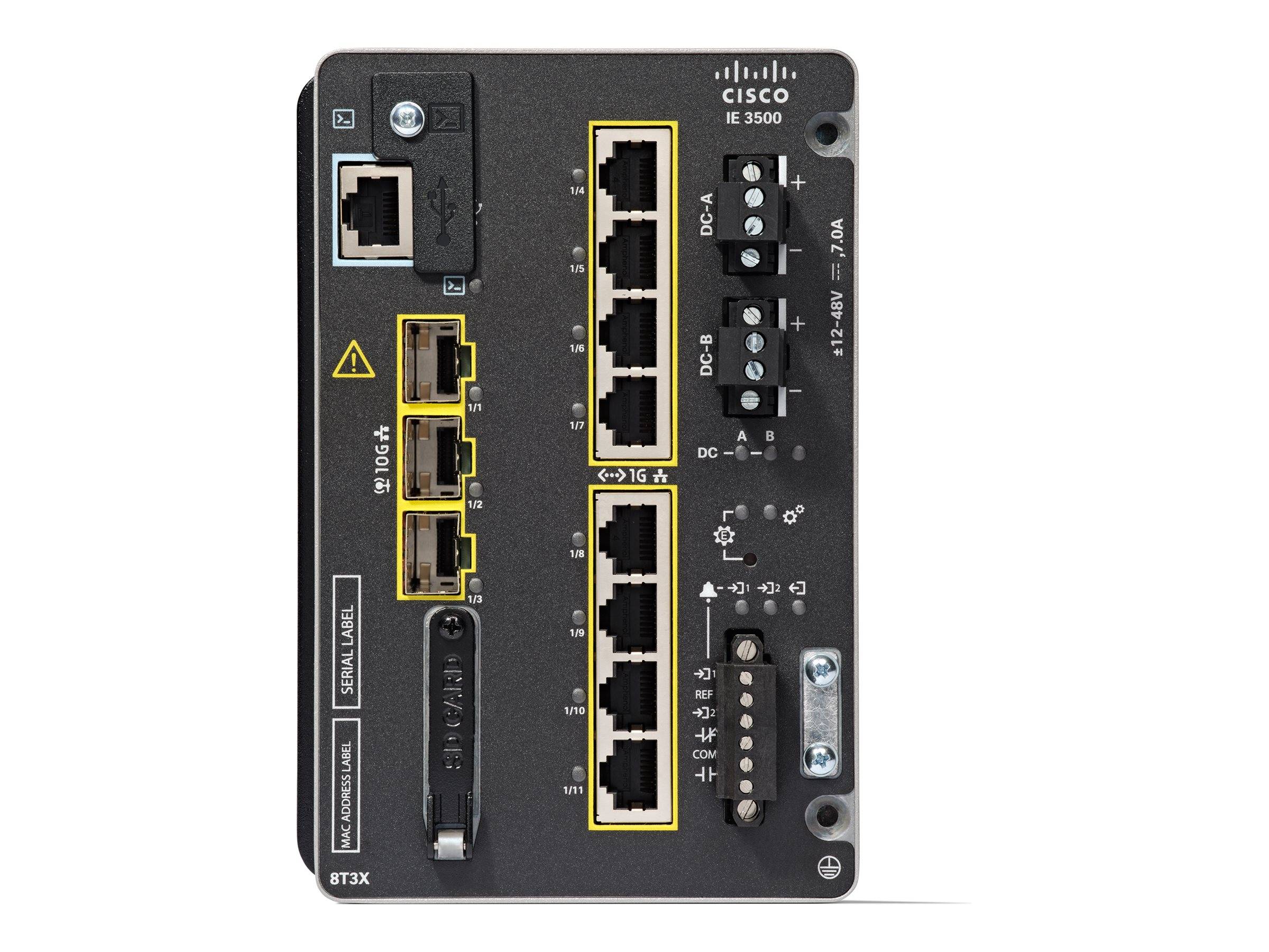 Cisco IE 3500 industrieller Ethernet-Switch mit Frontplatte mit mehreren RJ45-Anschlüssen, Stromterminals, Statusbezeichnungen und Modellmarkierungen.