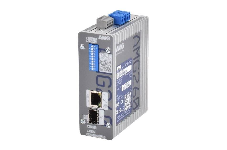 AMG Industrial Ethernet-Gerät mit zwei vorderen Anschlüssen, blauem Anschlussblock und beschrifteter Seitenkonsole auf weißem Hintergrund.