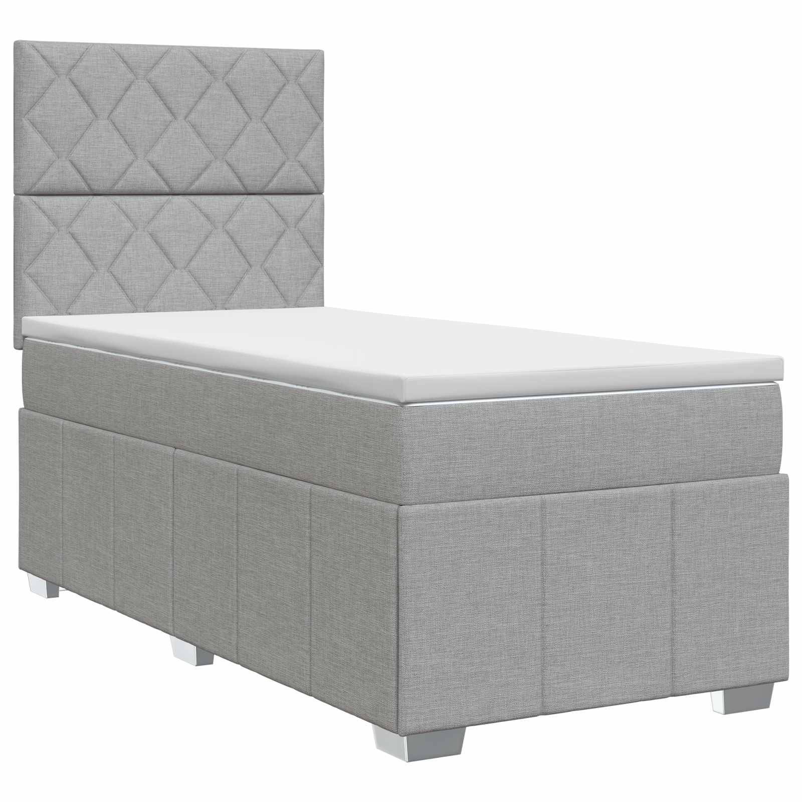 Grau gepolstertes Ottomanenbett mit gepolstertem gestepptem Kopfteil und geschlossener Speicherbasis auf weißem Hintergrund.