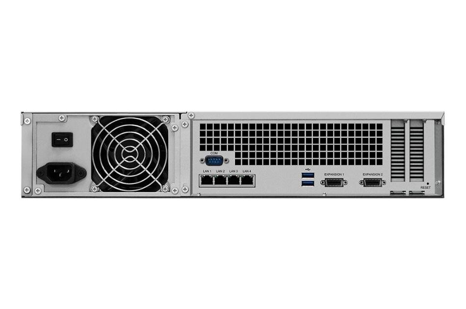Rückansicht eines Rack-Mount-Servers mit Stromanschluss und Schalter, Kühlüfter, Ethernet-Anschlüsse, USB-Anschlüsse, serielle Anschlüsse und Belüftungsgitter.