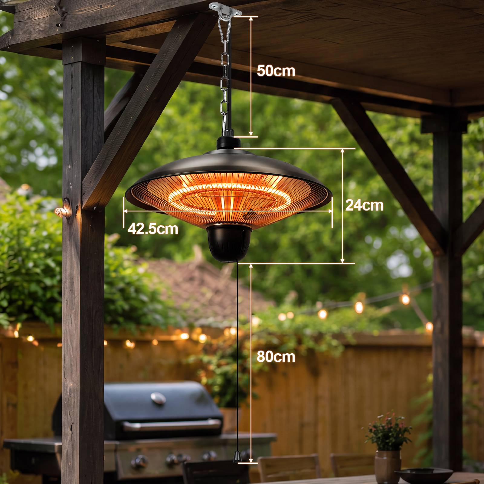 Elektrische Terrassenheizung unter einer Pergola hängend, mit Abmessungen dargestellt: 50cm obere Kette, 42,5cm Breite, 24cm Höhe, 80cm Absenkung zum Kabel.