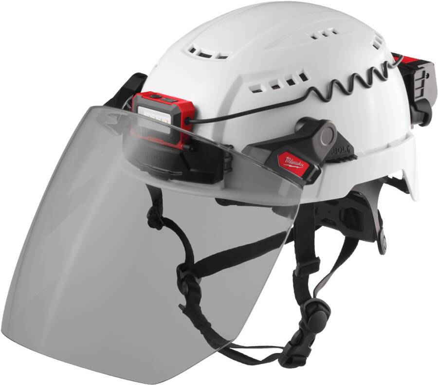 Weißer Schutzhelm mit klarem Gesichtsschutz und angebrachter Stirnlampe.