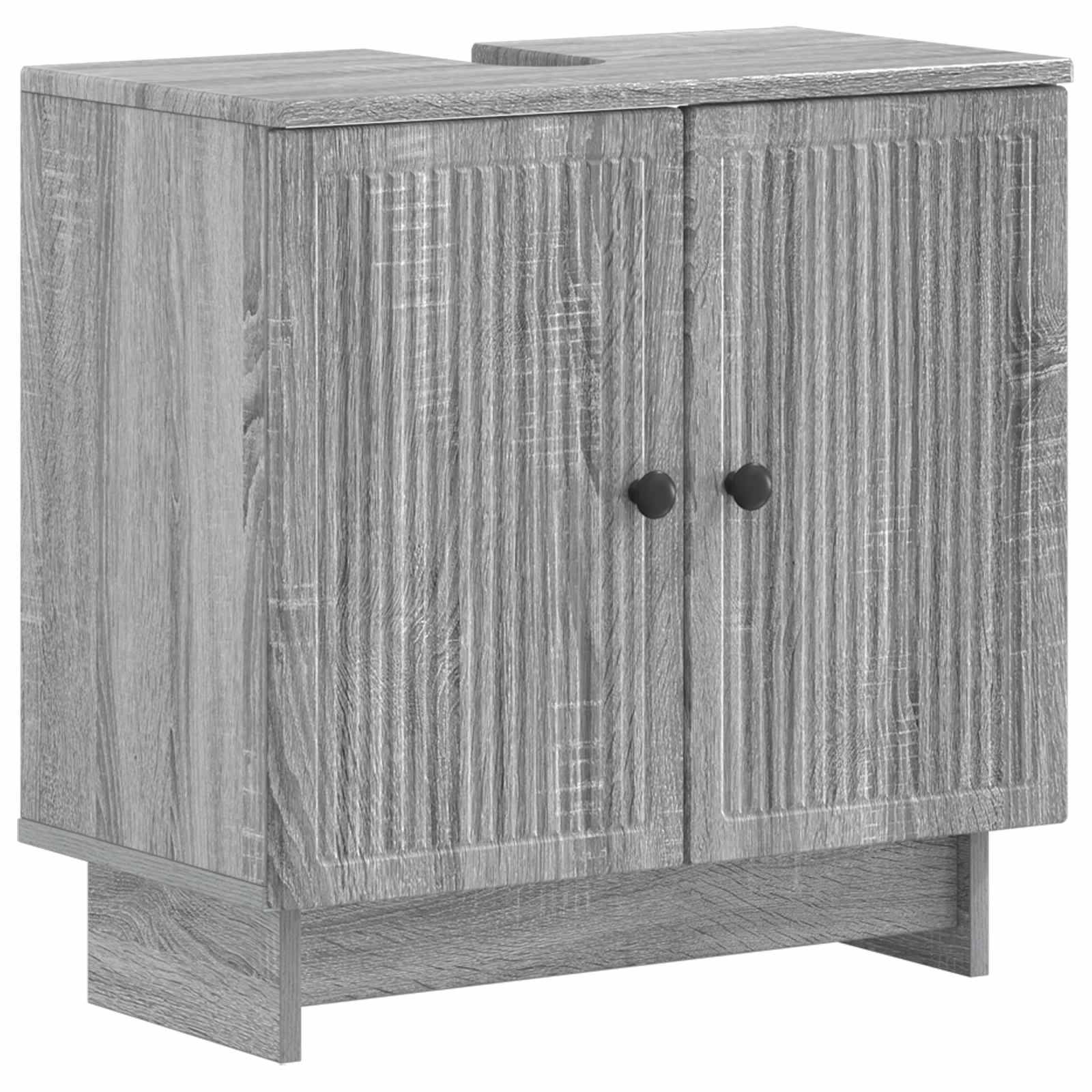 Holzschrank mit zwei Türen, strukturierten Frontpaneelen und dunklen runden Griffen, gezeigt auf weißem Hintergrund.