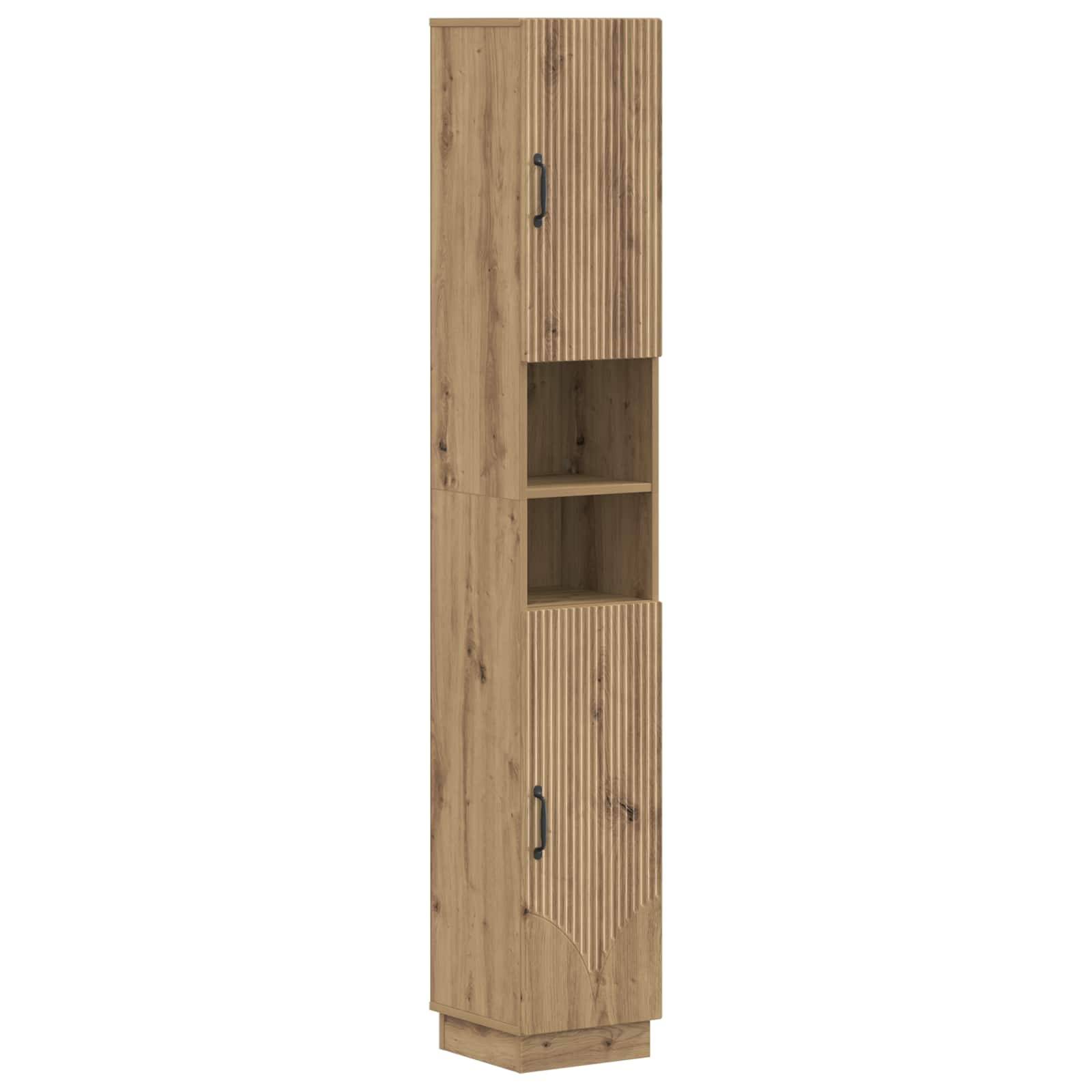 Hohes Holzschrank mit zwei geriffelten Türen und offenen mittleren Regalen, dargestellt auf weißem Hintergrund.