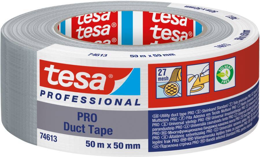 Rolle tesa Professional Pro Duct Tape, auf seiner Produktverpackung mit 50 m x 50 mm gekennzeichnet.