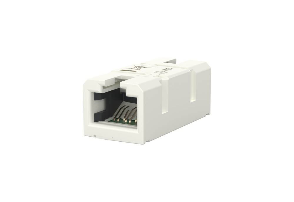 Weißer RJ45-Ethernet-Anschluss auf einfachem weißem Hintergrund.