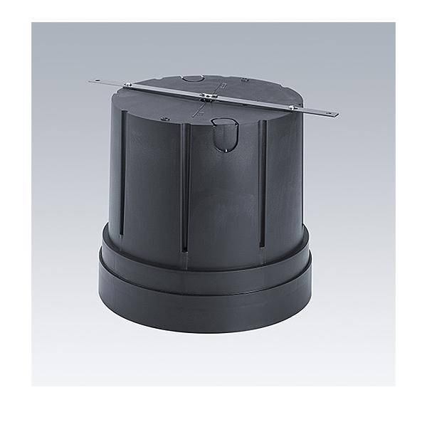 Schwarzes zylindrisches Gerät mit einer Metallstange quer über der Oberseite, isoliert vor einem einfachen hellen Hintergrund dargestellt.
