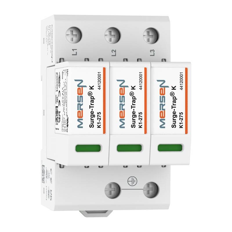 Dreimoduliges Mersen Surge-Trap Überspannungsschutzgerät mit L1-, L2-, L3-Anschlüssen und grünen Statusfenstern.