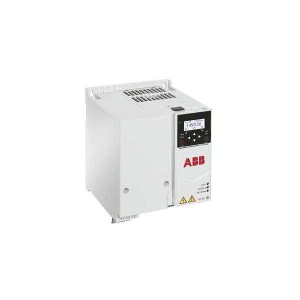 Weißer ABB-Industrie-Antriebsumrichter mit digitaler Anzeige und Steuertasten auf der Vorderseite.