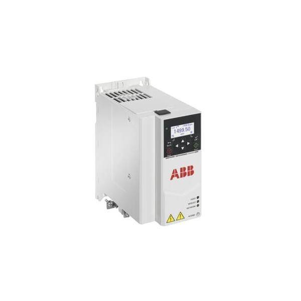 ABB-Industrieantriebsumrichter mit Frontdisplay, Steuertasten und Warnsymbolen auf weißem Hintergrund.