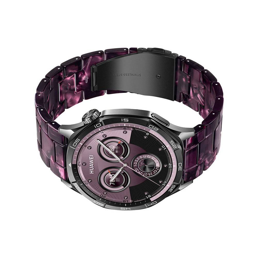 Luxusuhr mit violettem Armband aus Metallgliedern, schwarzes rundes Zifferblatt und zwei Hilfszifferblätter auf weißem Hintergrund.