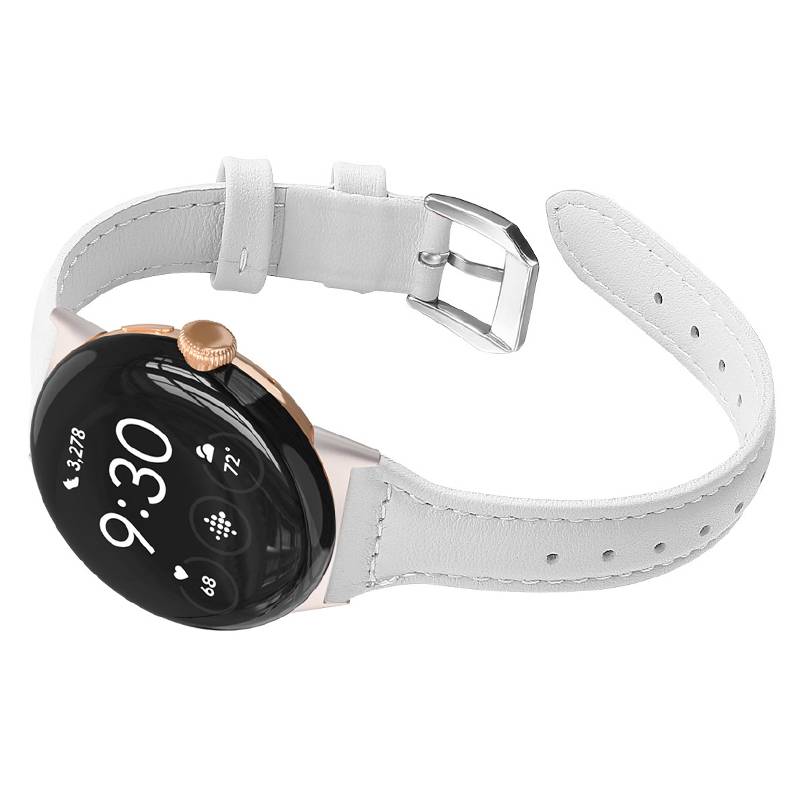 Eine runde Smartwatch mit schwarzem Display und Roségold-Gehäuse auf einem weißen Lederarmband, schräg dargestellt mit offener Schnalle.