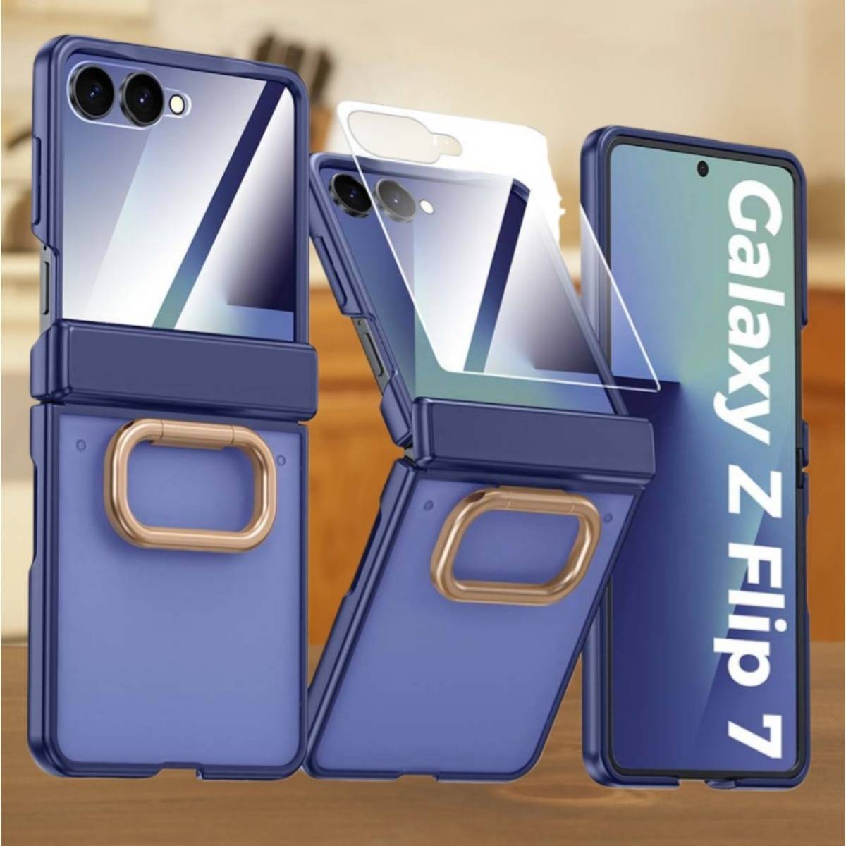 Blaue faltbare Galaxy Z Flip 7 Handyhüllen in geschlossener und offener Position gezeigt, einschließlich einer transparenten Displayschutzfolie und goldenem Ringgriff; Text „Galaxy Z Flip 7" auf einer Hülle.