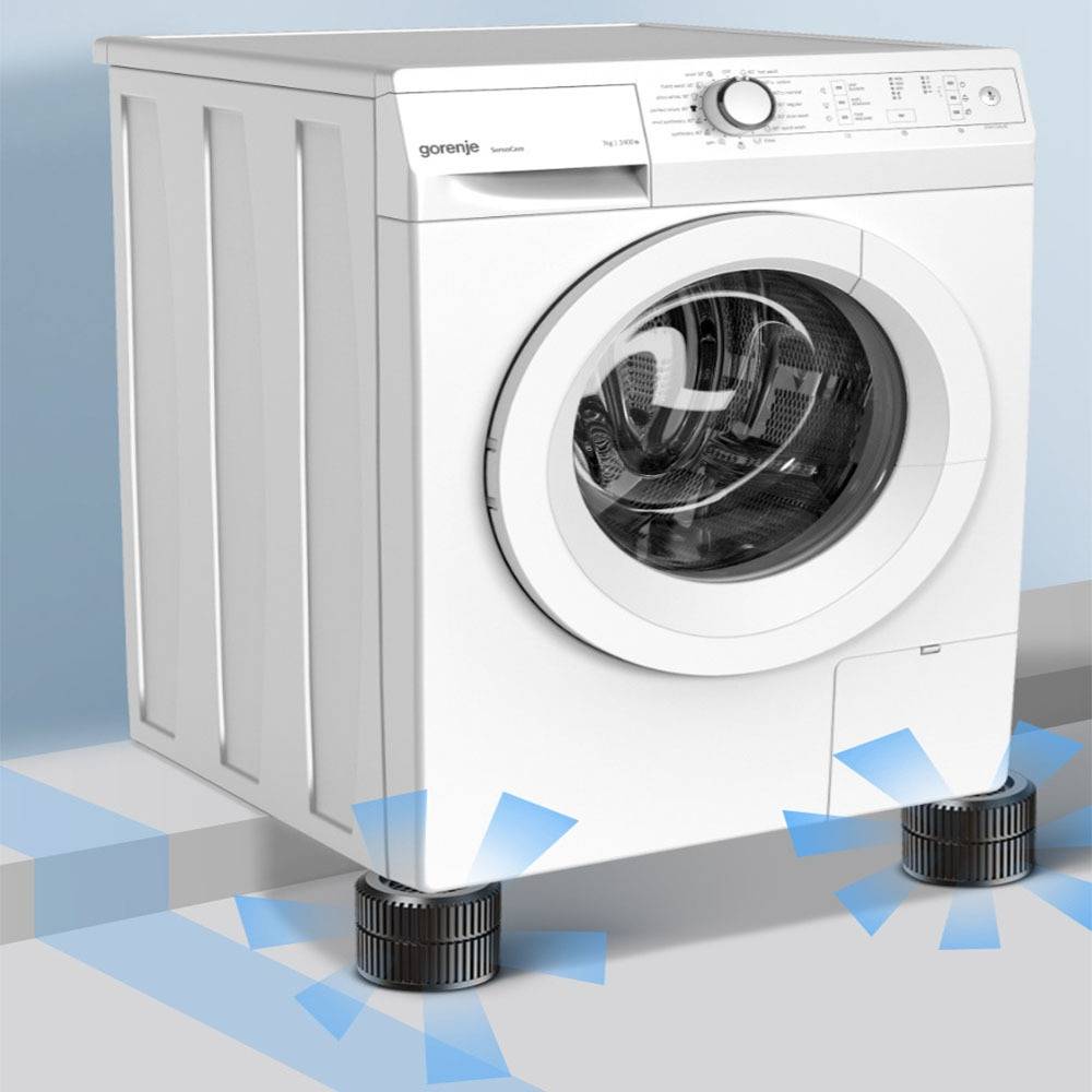 Frontlader-Waschmaschine auf erhöhten vibrationsdämpfenden Füßen, dargestellt beim Isolieren von Bewegungen und Reduzierung von Lärm während des Betriebs.