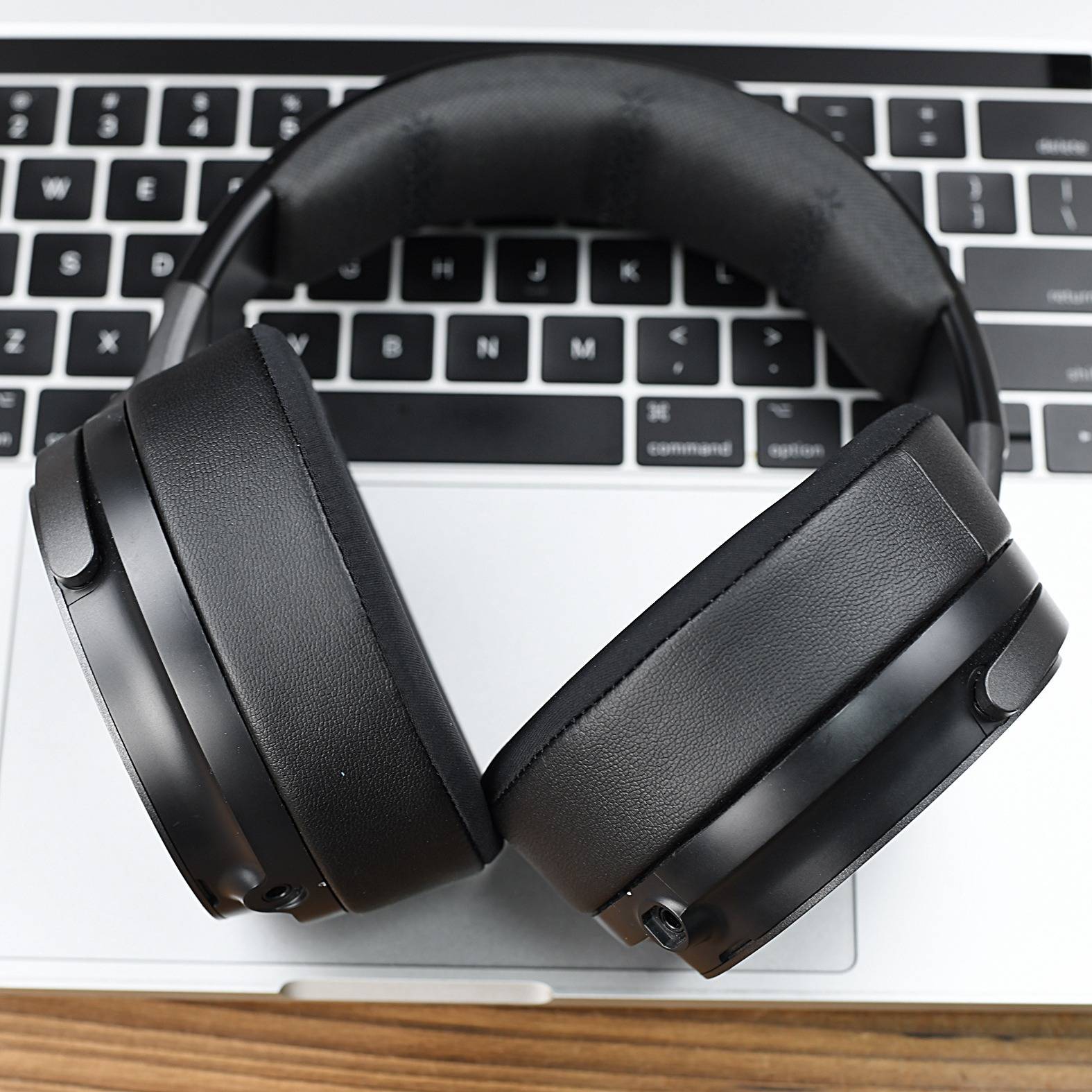 Ersatz-Ohrpolster kompatibel mit Corsair Virtuoso PRO Wired - 2er-Set