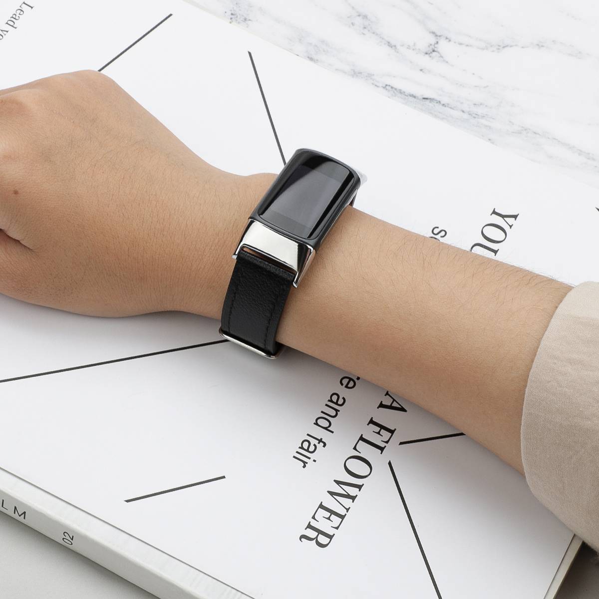 Breite 18mm Leder Armband Kompatibel mit Fitbit Charge5 für Damen Männer Schwarz