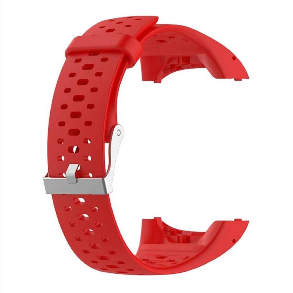 Rotes perforiertes Silikon-Armband mit silberner Schnalle, isoliert auf weißem Hintergrund.
