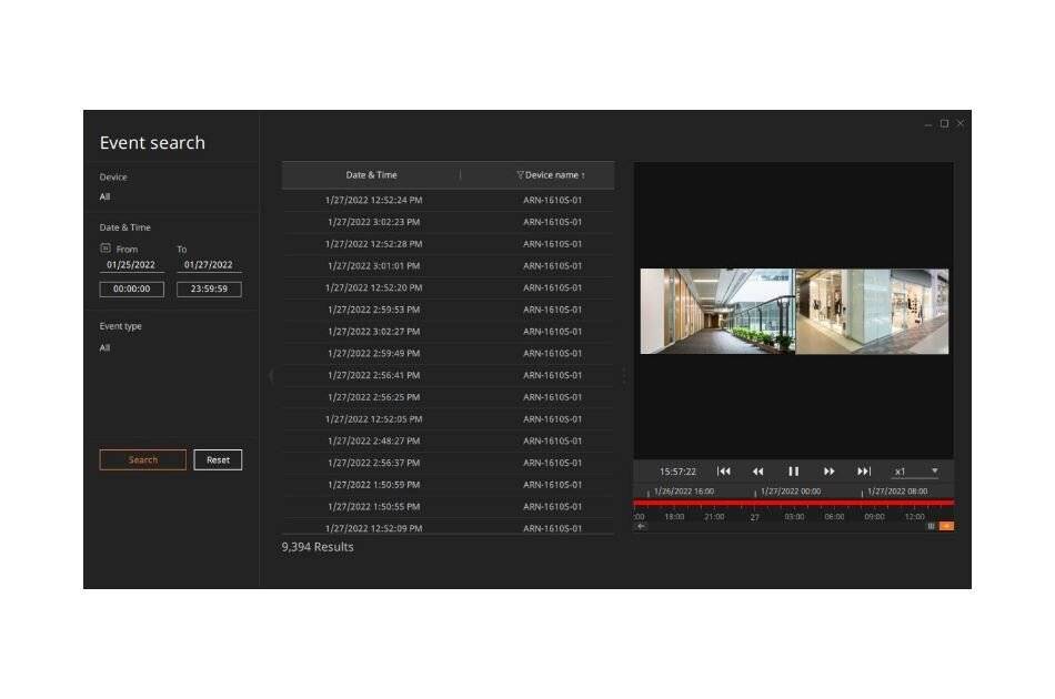 Überwachungsereignis-Suchbildschirm mit dunklem Design mit Filtern auf der linken Seite, einer Liste mit Datums-/Uhrzeietergebnissen in der Mitte und einer Videoabspielvorschau mit Zeitachsen-Steuerelementen auf der rechten Seite.