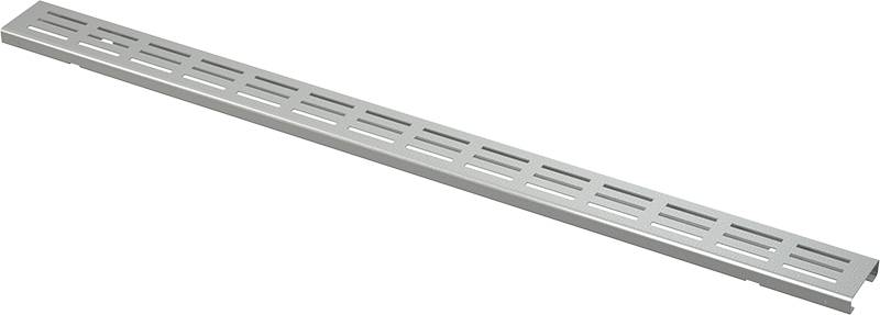 Lange silberne lineare Bodenentwässerungsgitter mit schlitzförmigen Öffnungen, diagonal auf schwarzem Hintergrund dargestellt.