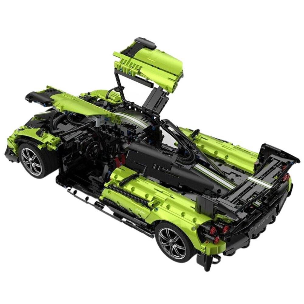 Explosionszeichnung eines limettenggrünen Sportwagenmodells mit freiliegender innerer Mechanik und offenen hinteren Karosseriepanelen vor weißem Hintergrund.