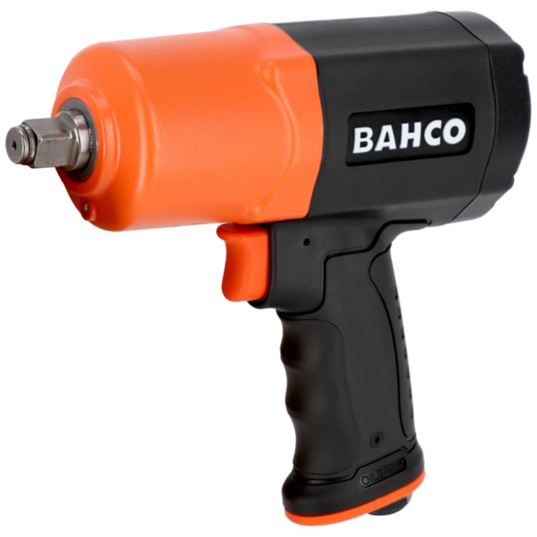 Orange-schwarzer Bahco Druckluftstampfer mit angeschlossener Nuss auf weißem Hintergrund.