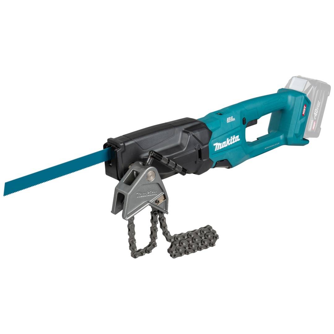 Makita-Akku-Elektrowerkzeug mit einer langen blauen Schneideklinge und Kettenanbringung, gezeigt auf weißem Hintergrund.