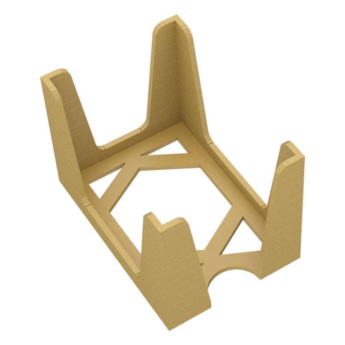 Goldener 3D-gedruckter Kunststoffständer oder Halterung mit vier erhöhten Eckstützen und offener sechseckiger Mitte, gezeigt auf weißem Hintergrund.