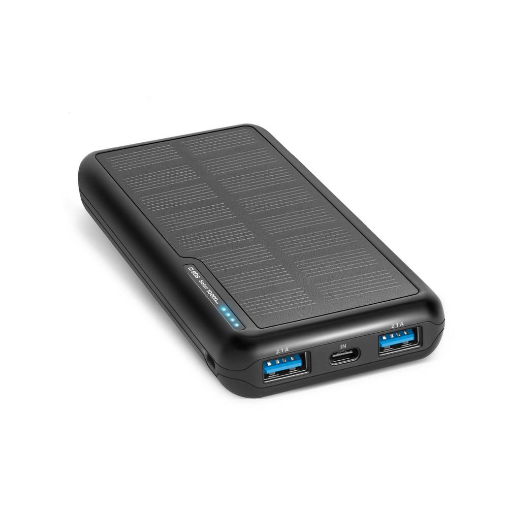 Schwarze Solarstrombank mit integriertem Solarpanel, zwei USB-A-Anschlüssen, USB-C-Eingang und LED-Ladeanzeige.