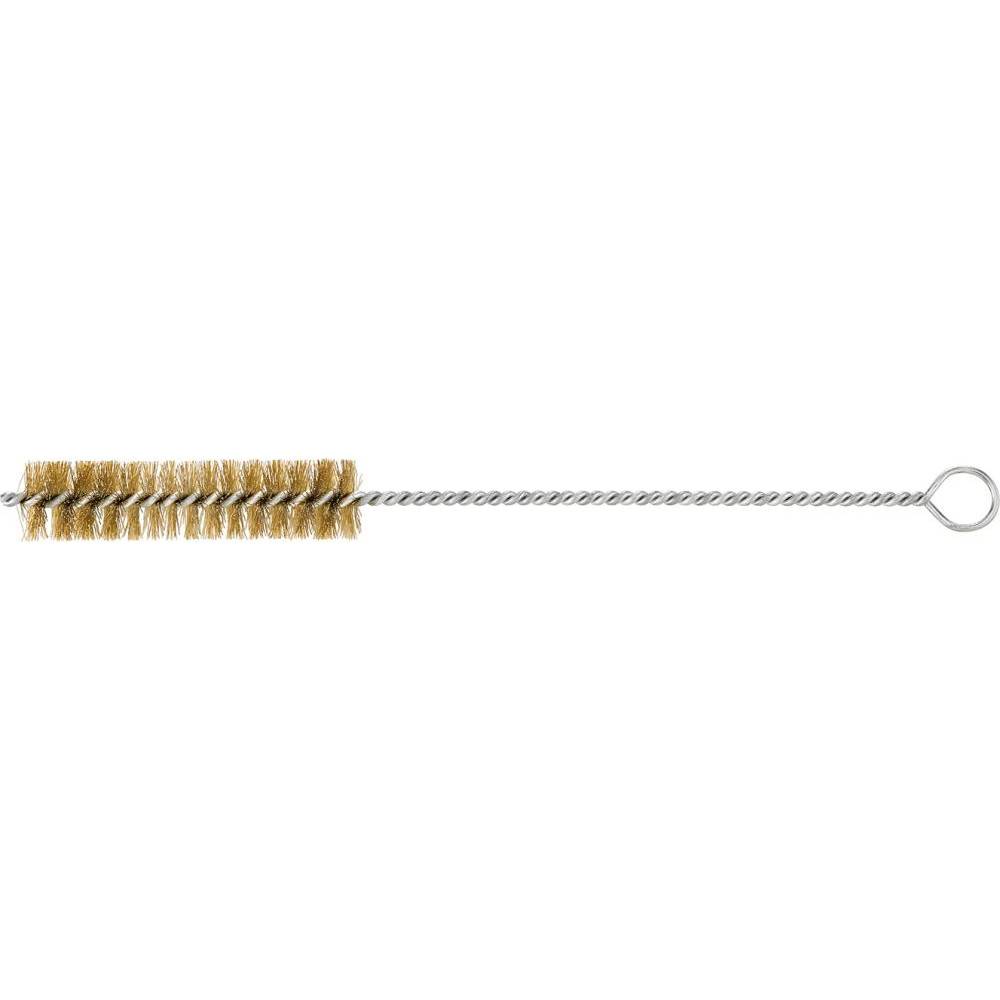 Kleine zylindrische Drahtbürste mit gedrehtem Metallgriff und Schleife am Ende auf weißem Hintergrund.