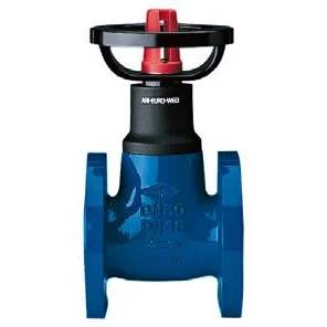 Blauventil im industriellen Stil mit schwarzem Oberteil und rotem Handrad, dargestellt auf weißem Hintergrund.