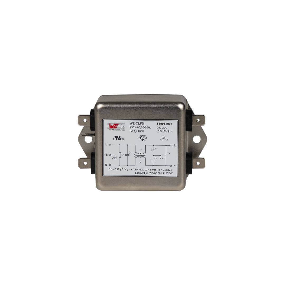 Metallisches elektrisches Filtermodul mit gedrucktem Schaltplan und Montagelaschen auf weißem Hintergrund.