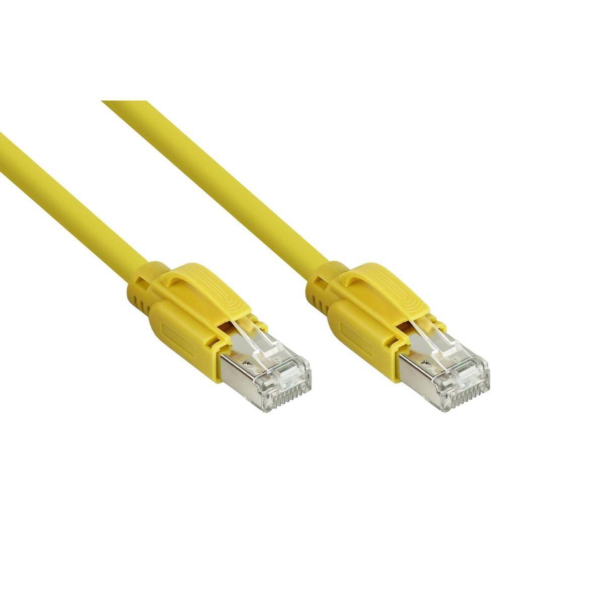 Zwei gelbe Ethernet-Netzwerkkabel mit RJ45-Steckern auf weißem Hintergrund.