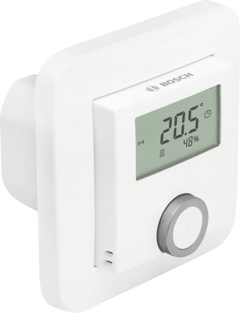 Bosch Wandthermostat mit digitaler Anzeige zeigt 20,5°C und 48% Luftfeuchtigkeit auf einem Display mit einem großen Stellrad.