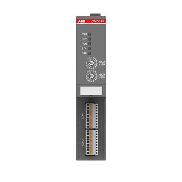 ABB CM5610 Industriemodul mit Status-LEDs, Adressenwählern und zwei Steckverbinderports auf einem grauen Panel.