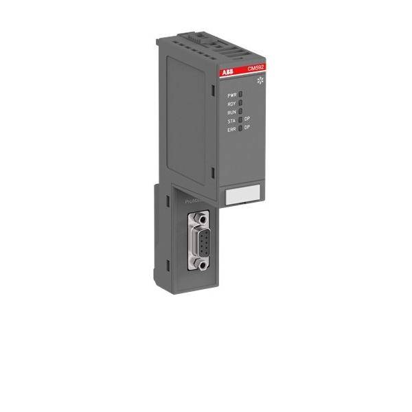 Graues ABB CM592 Industrialkommunikationsmodul mit Status-LEDs und einem DB9-Seriellstecker, isoliert auf weißem Hintergrund dargestellt.
