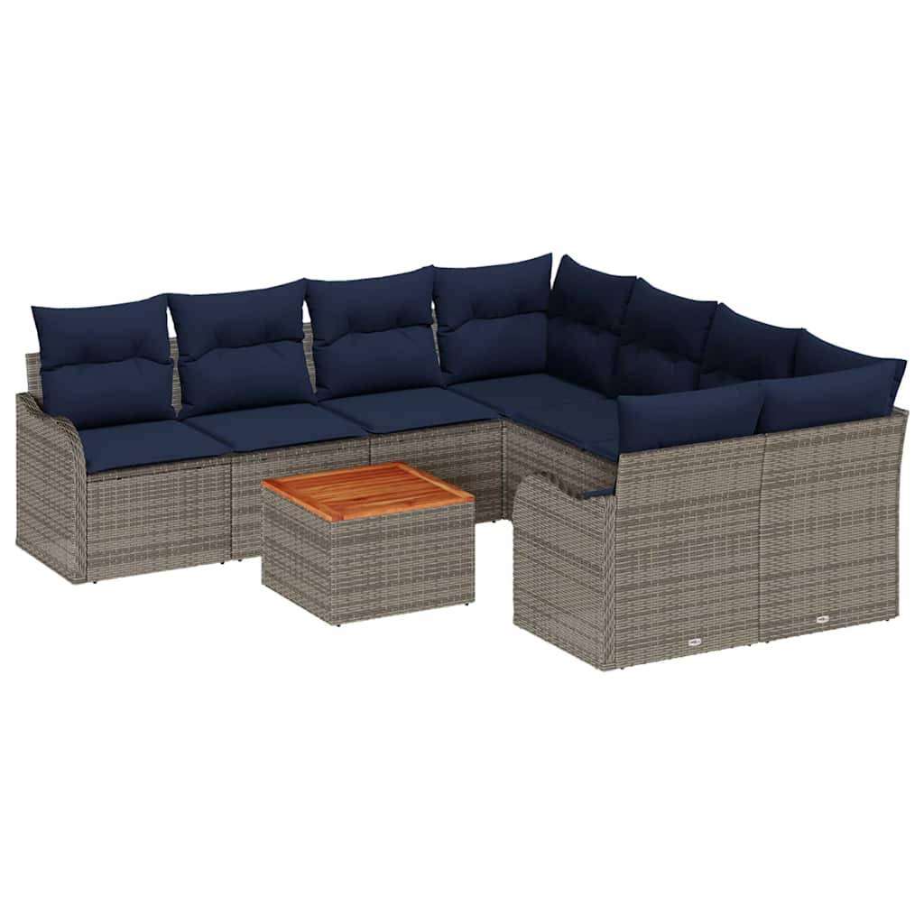 L-förmiges Outdoor-Gartenmöbel-Loungesofa aus Polyrattan mit marineblauen Kissen und passendem quadratischen Couchtisch mit Holzplatte auf weißem Hintergrund.