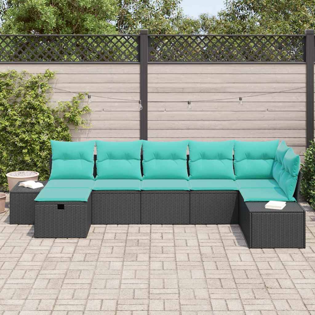 Outdoor-Terrassensektionalsofa mit türkisfarbenen Kissen und dunkelm Rattangestell in L-Form auf einer gepflasterten Terrasse angeordnet.