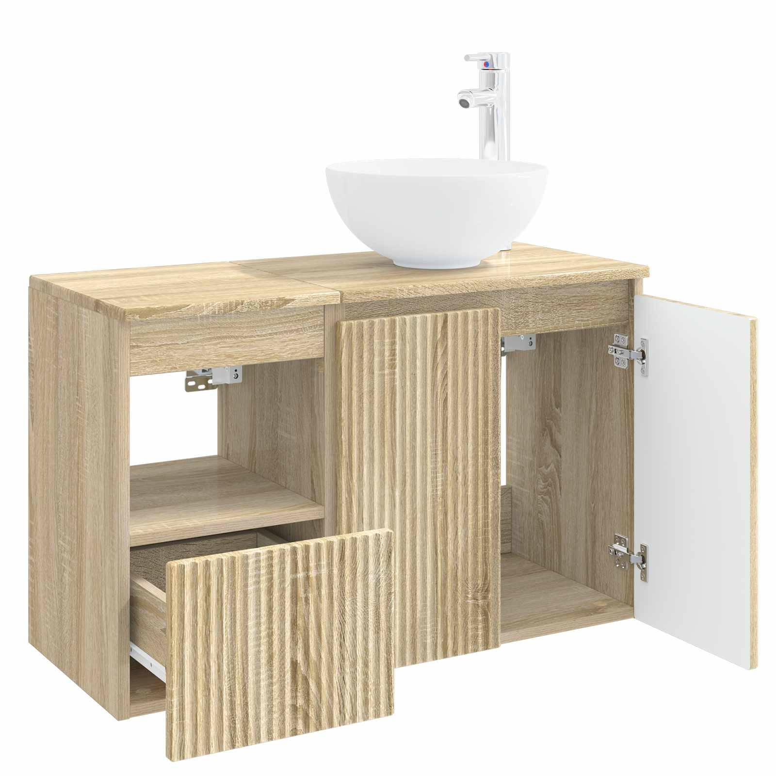 Holzwaschtisch im Badezimmer mit rundem weißem Aufsatzwaschbecken und Armatur, zeigt offene Aufbewahrung und zwei Schranktüren, eine offen und eine geschlossen.