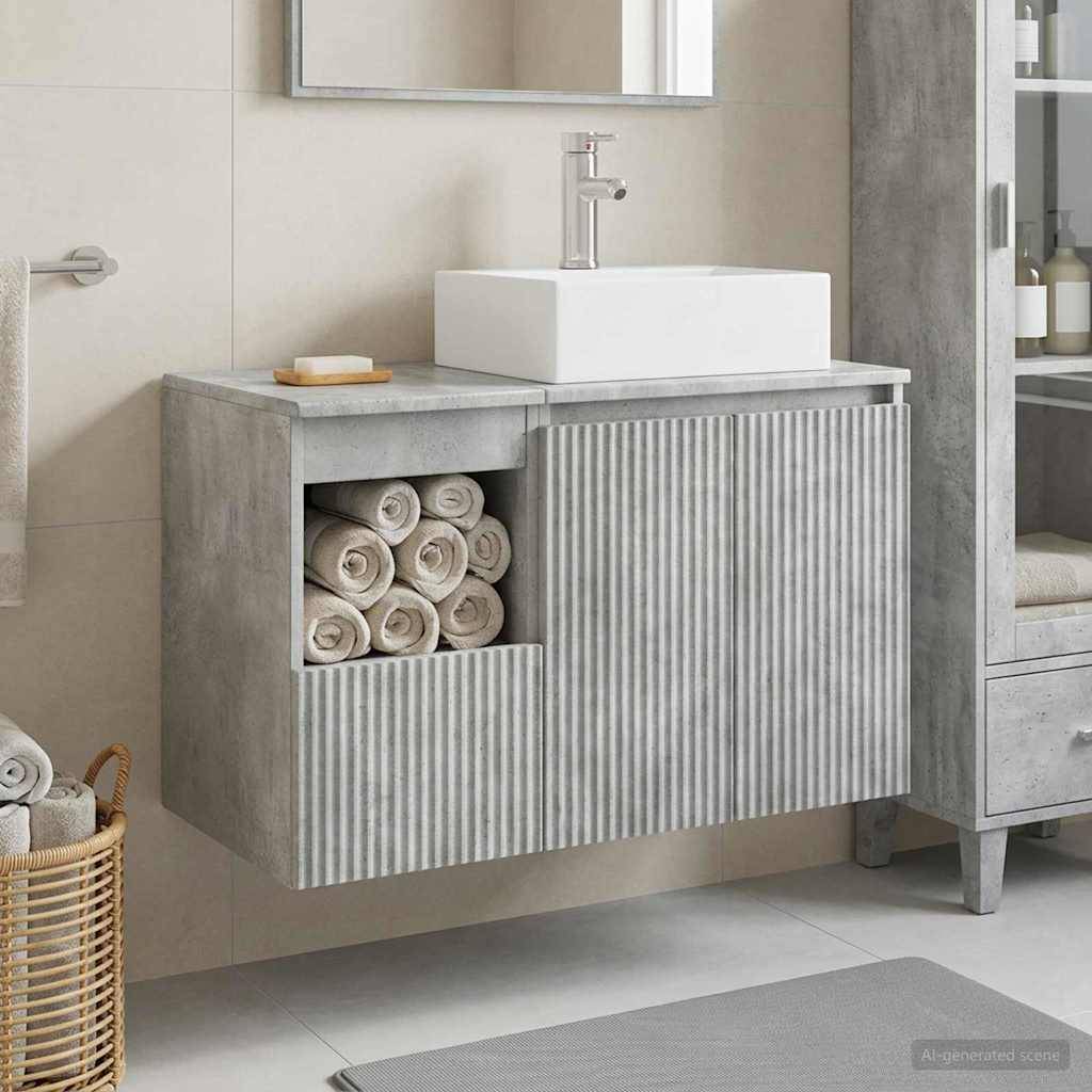 Modernes Badezimmer-Waschtisch mit weißem Aufsatzwaschbecken, Armatur, offenem Handtuchregal und Schrankfront mit Rillen.