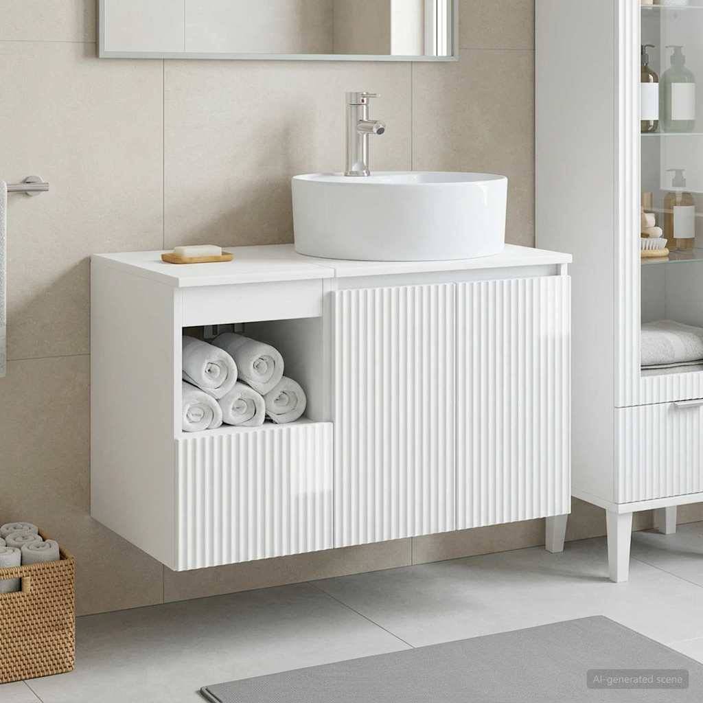 Modernes weißes Badezimmer-Waschtisch mit rundem Aufsatzwaschbecken, Spiegel, offener Handtuchablage und angrenzendem Schrank.
