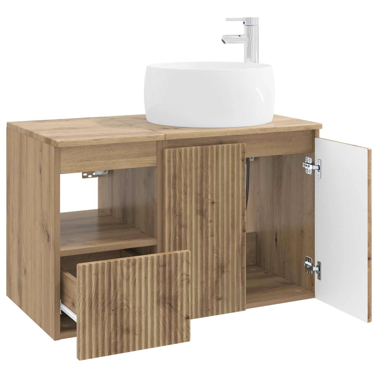 Holzwaschbeckenschrank mit weißem Aufsatzbecken und Armatur; zwei Fronttüren sind offen und zeigen innere Regale und Lagerfächer.