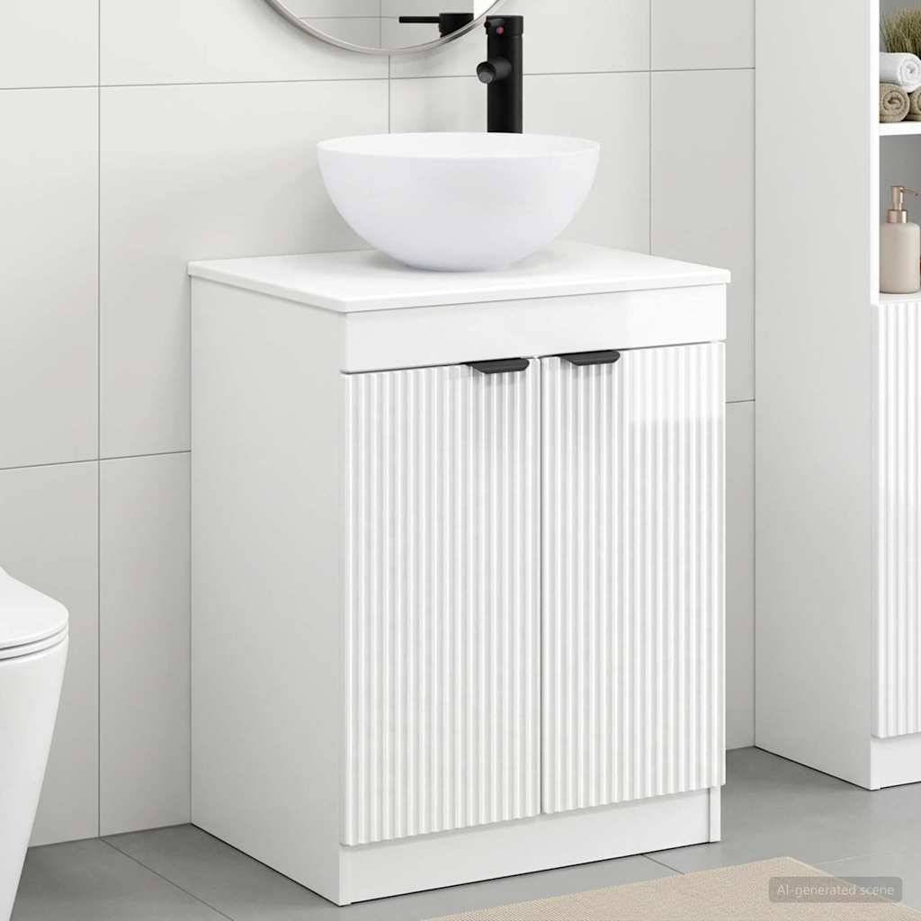 Modernes weißes Badezimmerwaschbecken mit Aufsatzwaschbecken und schwarzer Armatur, gezeigt vor einer gefliesten Wand und grauem Boden.