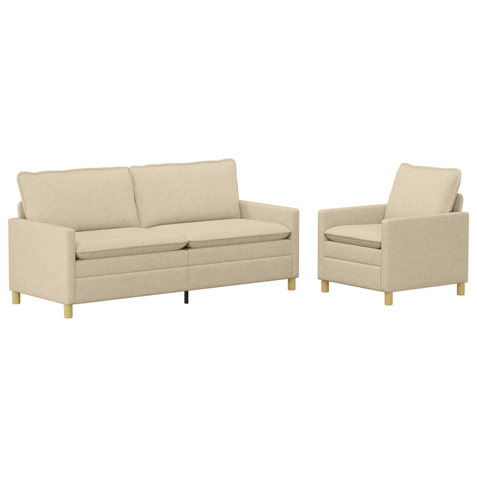 Beiges gepolstertes Sofa und passender Sessel mit hellen Holzbeinen, nebeneinander auf weißem Hintergrund gezeigt.