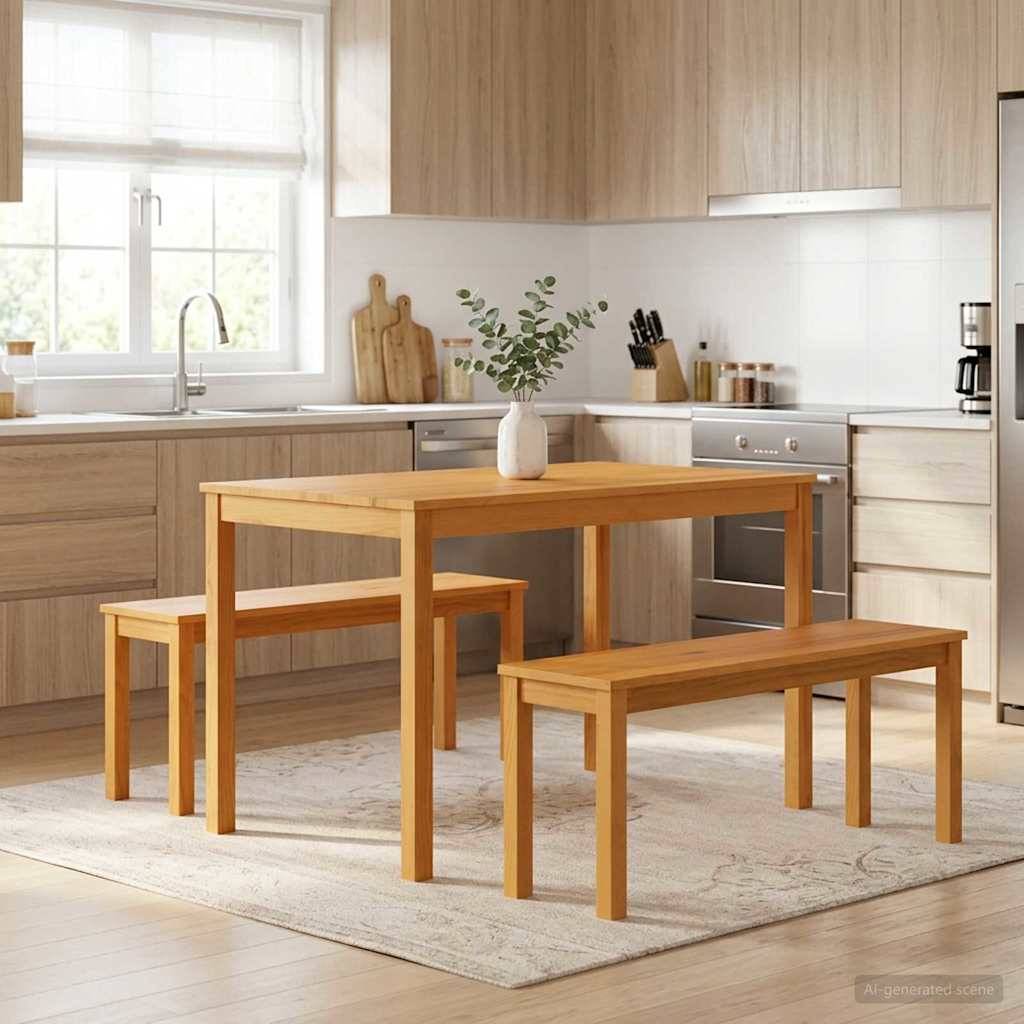 Moderne Küche mit einem Holzesstisch und zwei Bänken auf einem Teppich, zentriert unter einer Vase mit Grünpflanzen in einem hellen Holzpaneelzimmer.