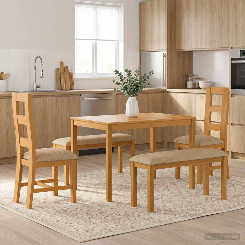 Helles Holz-Esszimmerset mit vier Stühlen und zwei Bänken in einer hellen modernen Küche, mit einer Vase mit Grünpflanzen auf dem Tisch.