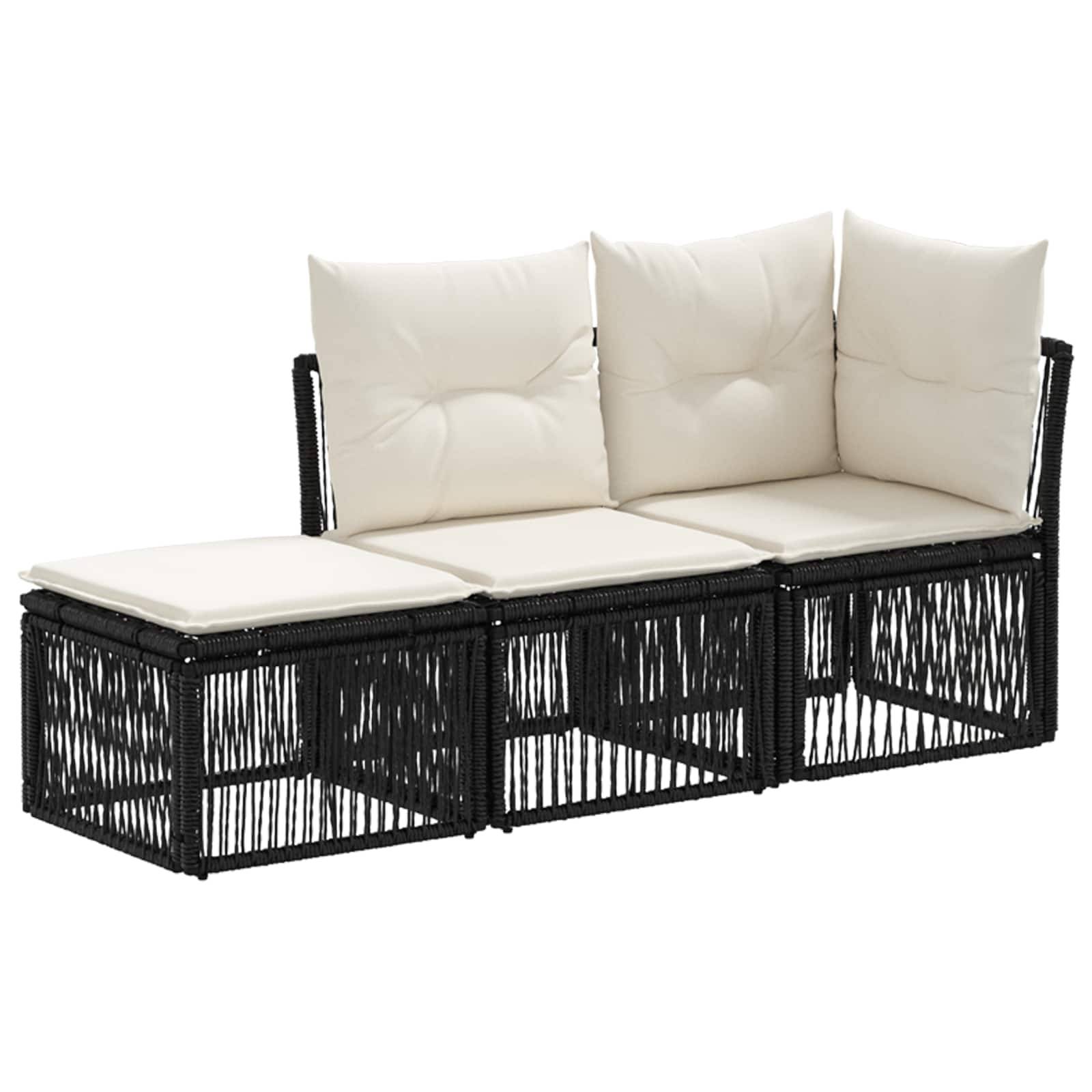 Schwarzes Rattansofa für den Außenbereich mit cremefarbenen Kissen und einer Chaiselongue auf der linken Seite auf weißem Hintergrund