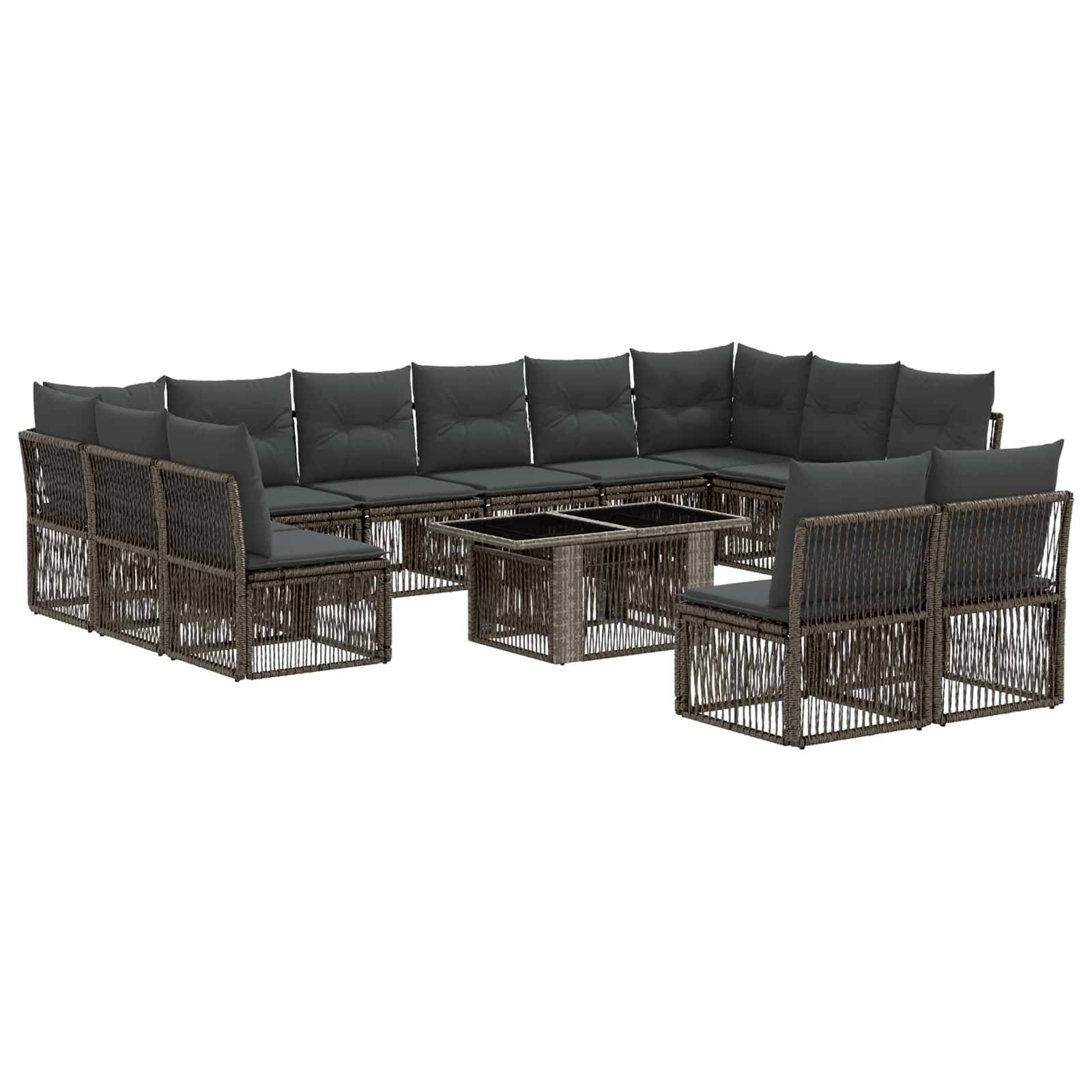 Outdoor-Sitzmöbel-Set mit dunklem geflochtenem Rattan-Rahmen, grauen Kissen und einem quadratischen Couchtisch auf weißem Hintergrund.