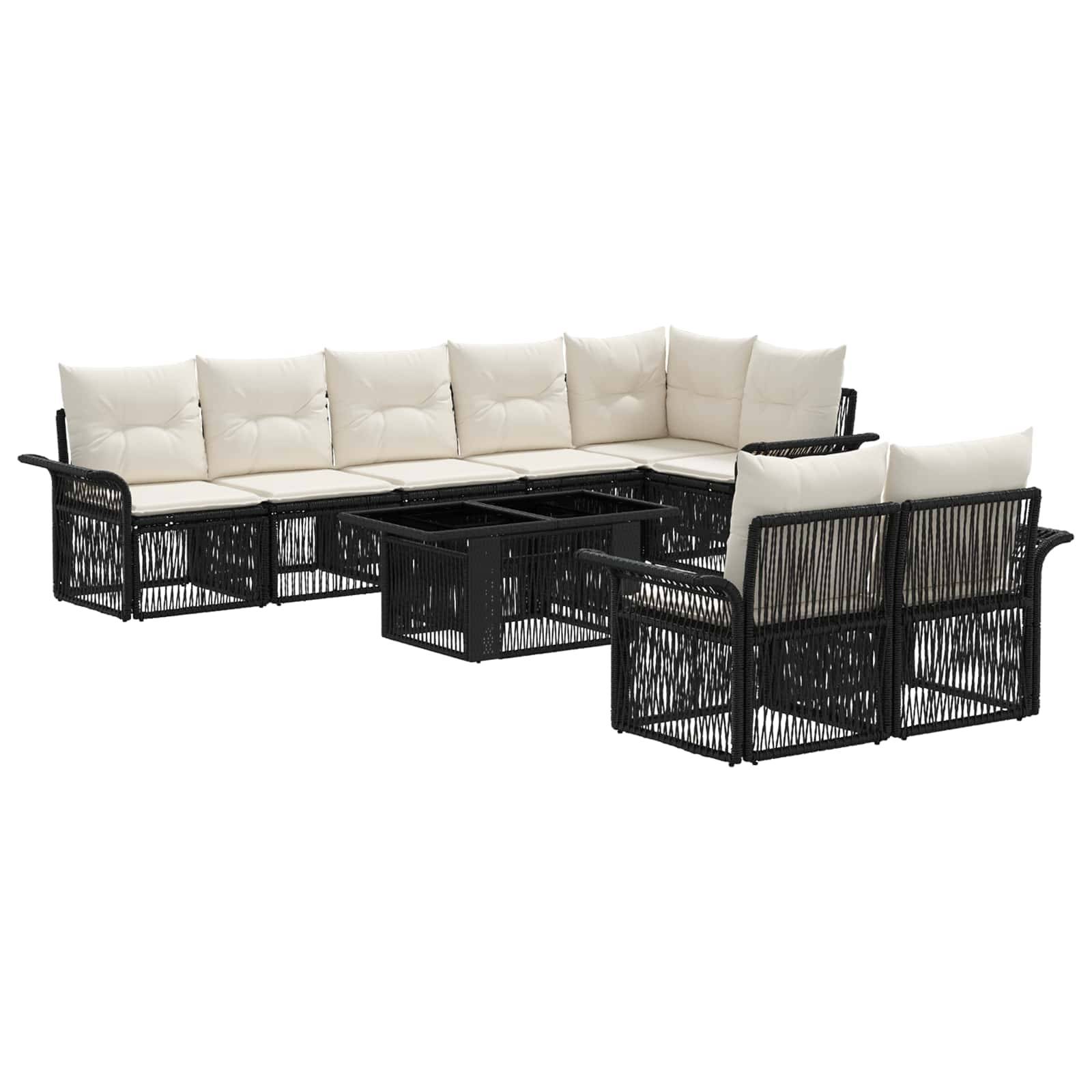 Schwarzes Gartensofaset aus Polyrattan mit cremefarbenen Kissen und zentralem Couchtisch auf weißem Hintergrund