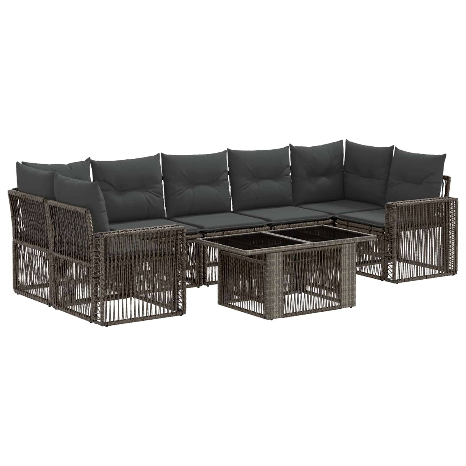 Outdoor-Rattansofagarnitur mit dunklen Sitzkissen und passendem quadratischem Couchtisch auf weißem Hintergrund.