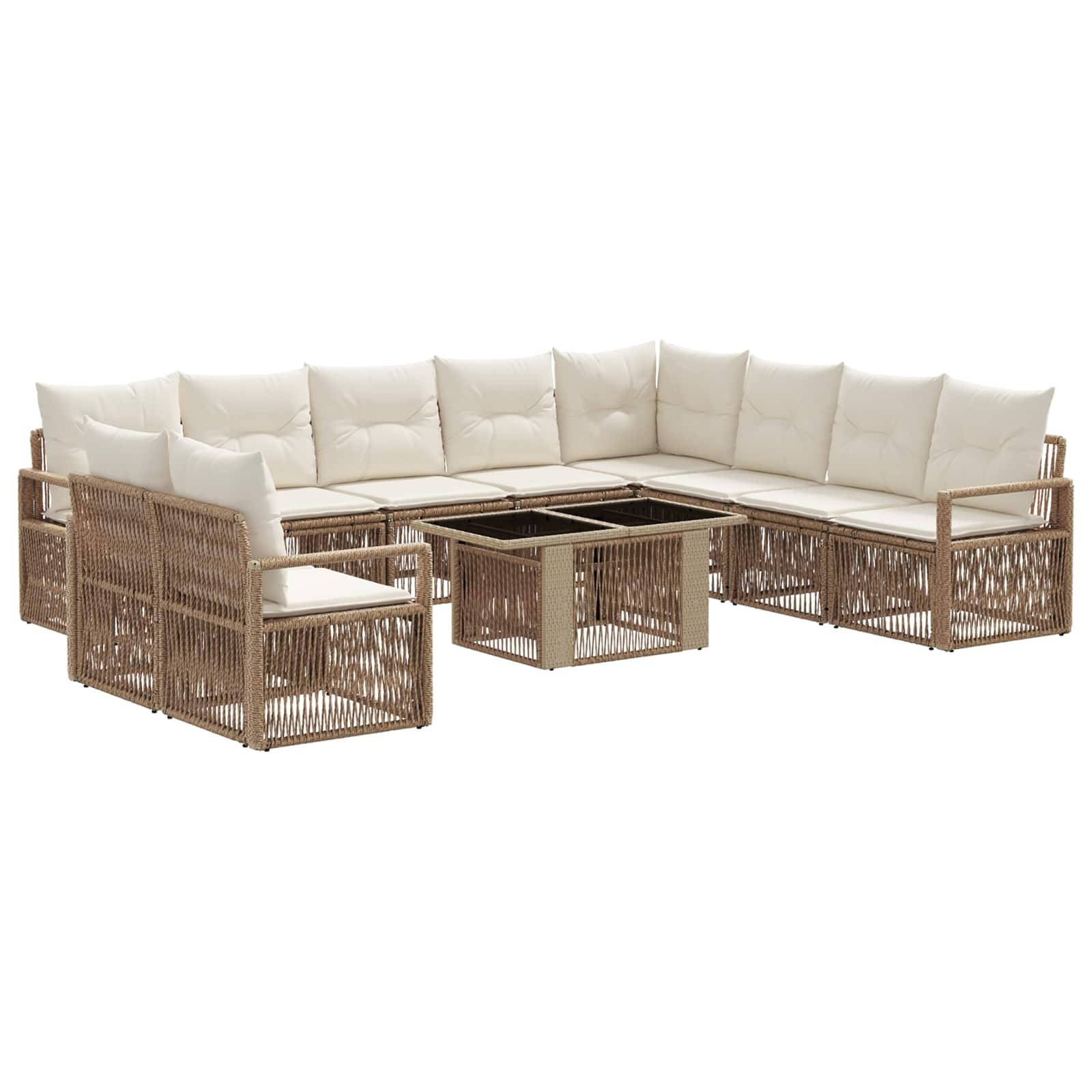L-förmiges Outdoor-Lounge-Set mit geflochtenen Rattanrahmen, weißen Kissen und passendem Glastisch mit Glasplatte.